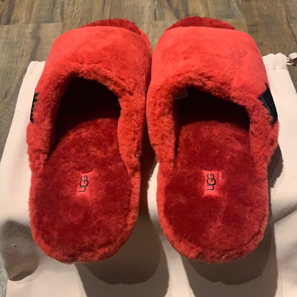 UGG Fluff You Luxury Slippers (Premium Material) - Picture 4 of 12